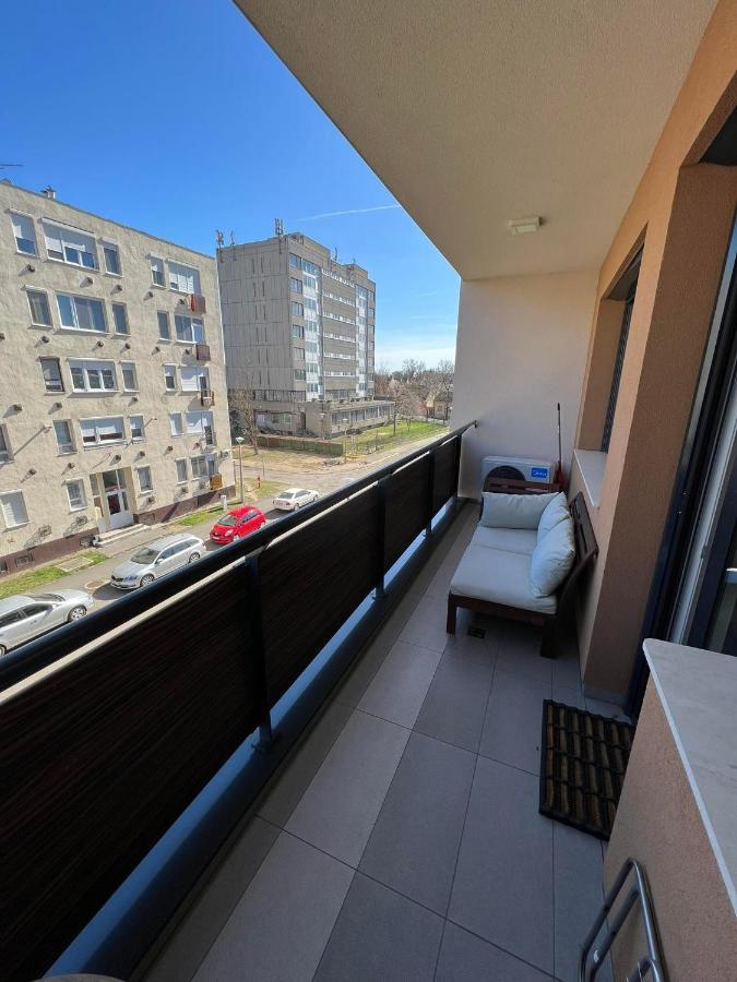 Big Forest Apartman Apartamento Debrecen Exterior foto