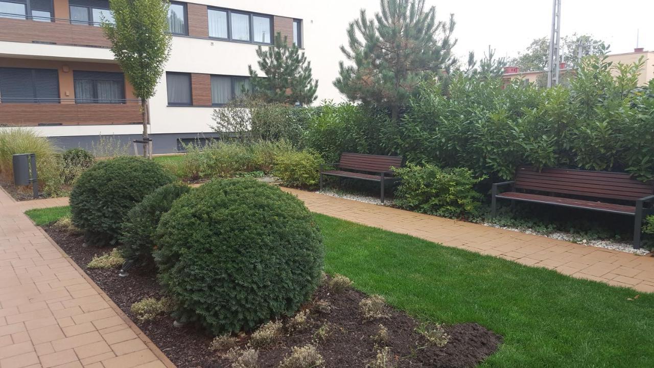 Big Forest Apartman Apartamento Debrecen Exterior foto